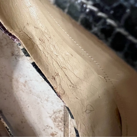 Calvin Klein Snakeskin Platform Heels Purple green gray Size 7.5 - Picture 11 of 11